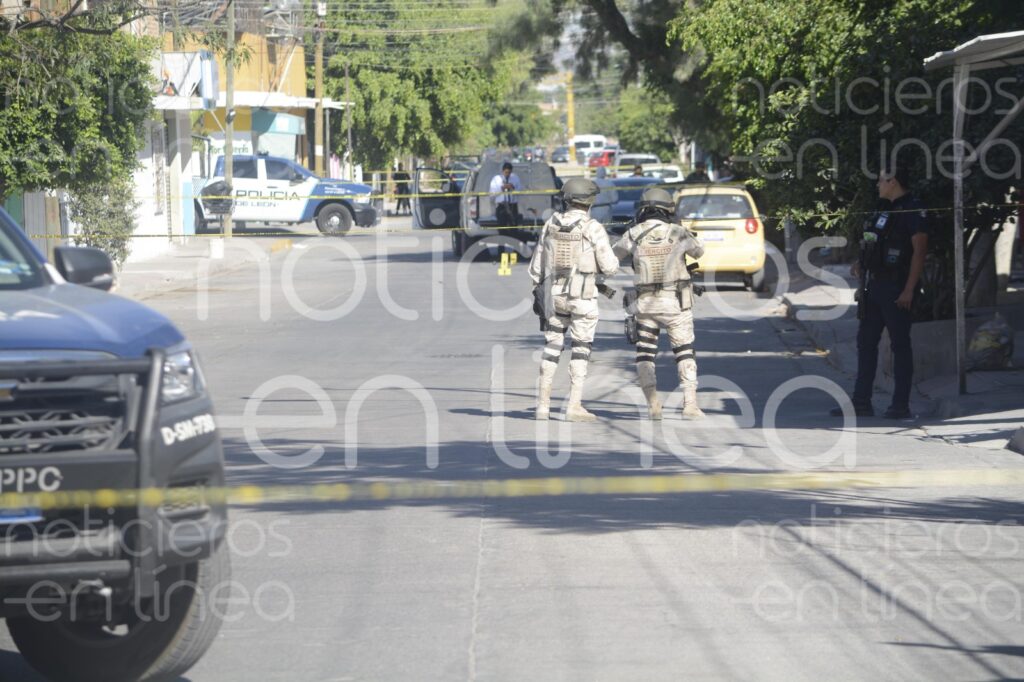 Hombre caminaba por la calle y lo asesinan en San José de Cementos