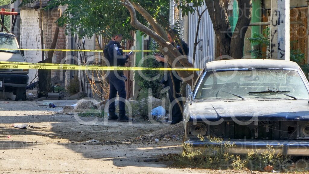 Asesinan a mujer en su propia casa en la colonia Santa Ana AC