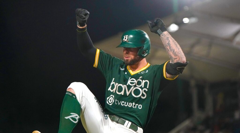 ¡Dramática remontada! Bravos de León empata la serie ante Charros