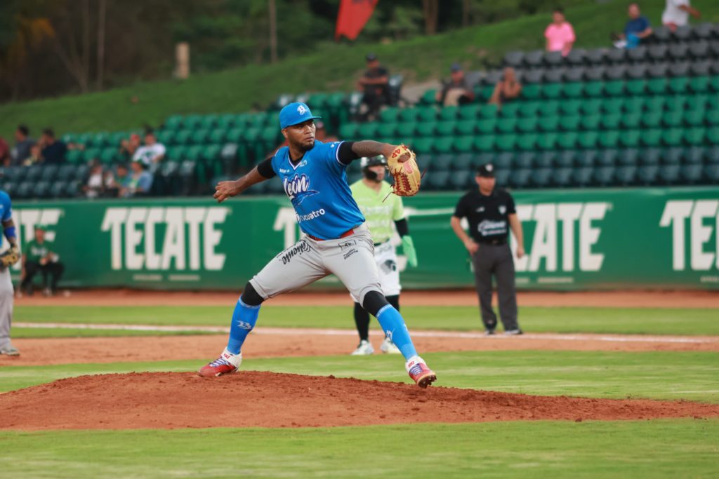 Bravos de León caen en el último de la serie ante Olmecas de Tabasco