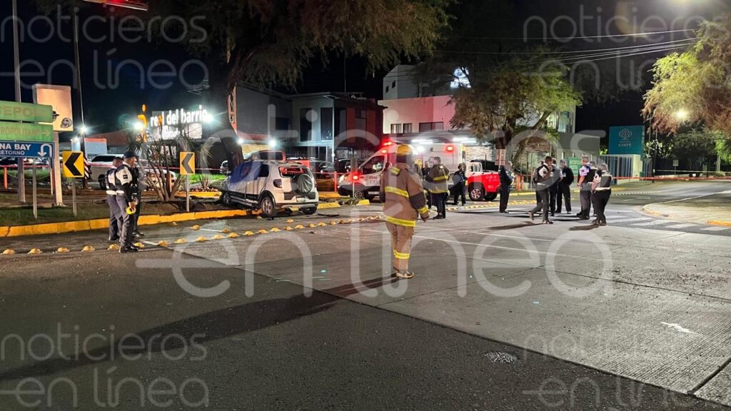 Mueren dos jóvenes tras accidente automovilístico en el Morelos