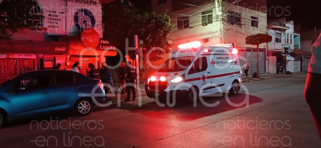 Menor de edad es baleado presuntamente por un policía en León