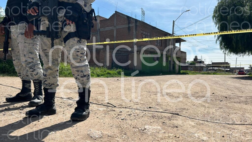Hallan cuerpo ensangrentado en la colonia Valle del Carmen