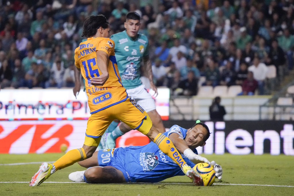 León visita a Tigres; buscarán hilar su segunda victoria del torneo