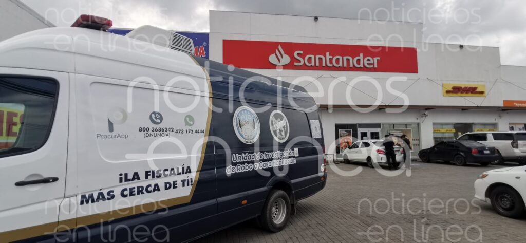 Un robo de película se registró está madrugada en un banco de León ubicado en la colonia Industrial Delta; de manera extraoficial los ladrones se llevaron 7 millones de pesos.