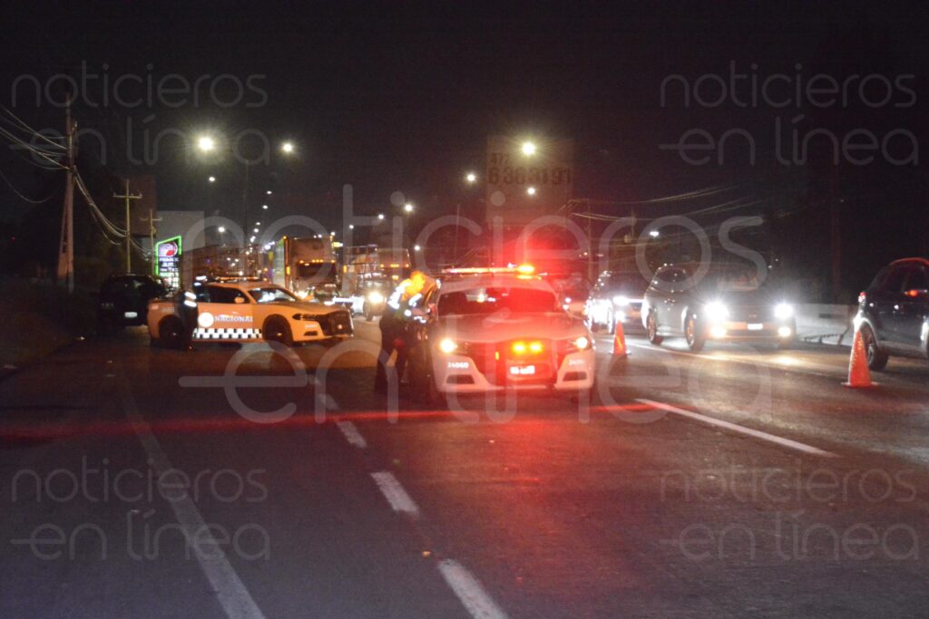 Muere persona atropellada tras intentar cruzar la carretera federal 45