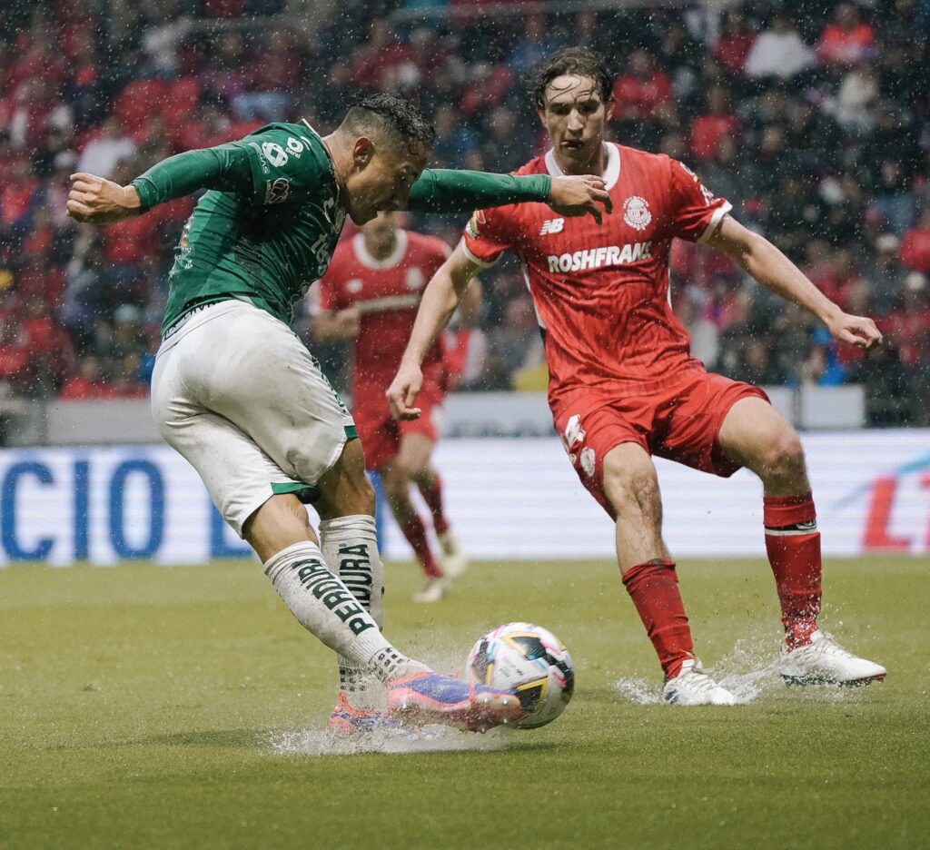 'La Fiera' deja ir una valiosa victoria y empata contra Toluca 