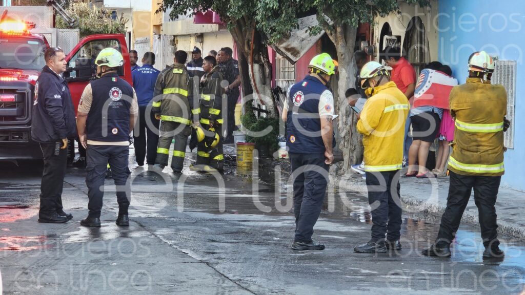 Incendio en Lomas de la Trinidad deja 3 muertos, entre ellos una niña de 3 años