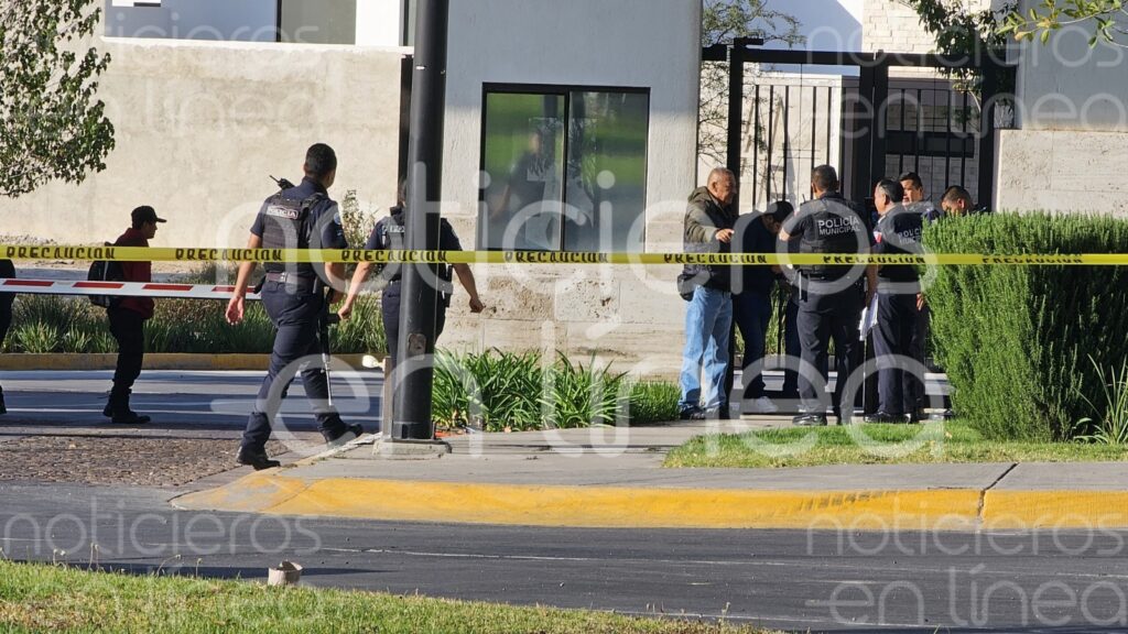 Atacan a balazos a guardia de seguridad de un fraccionamiento en León