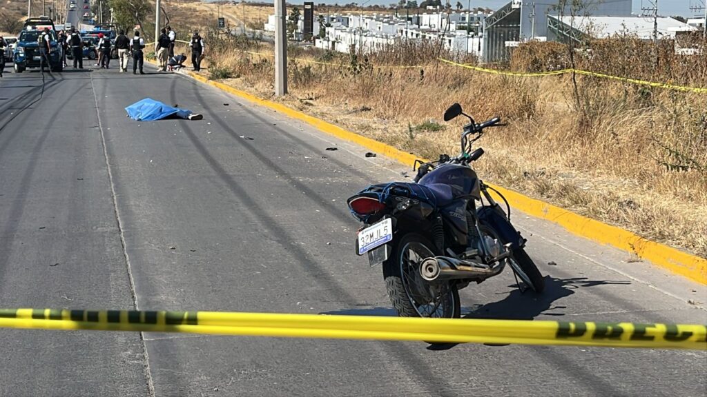 Muere joven motociclista tras chocar con un poste en León