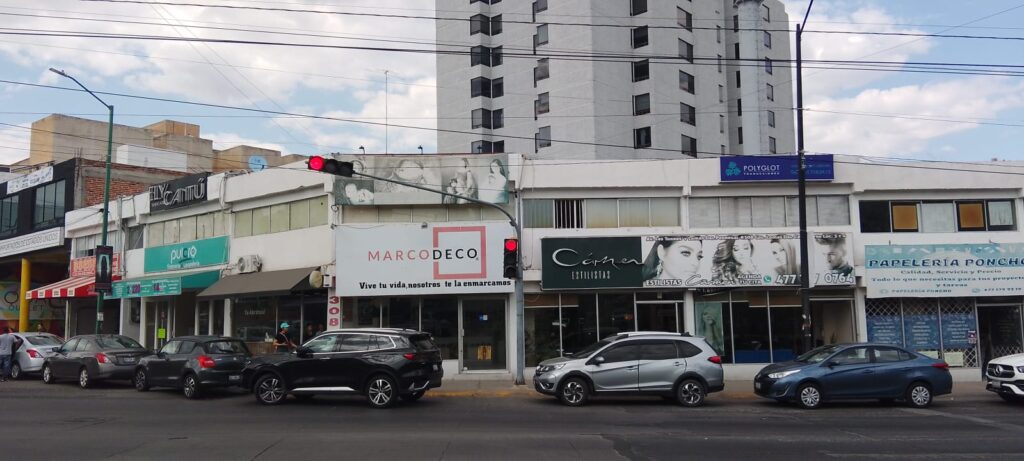 Preocupa a locatarios nuevas medidas viales en Las Torres y avenida León