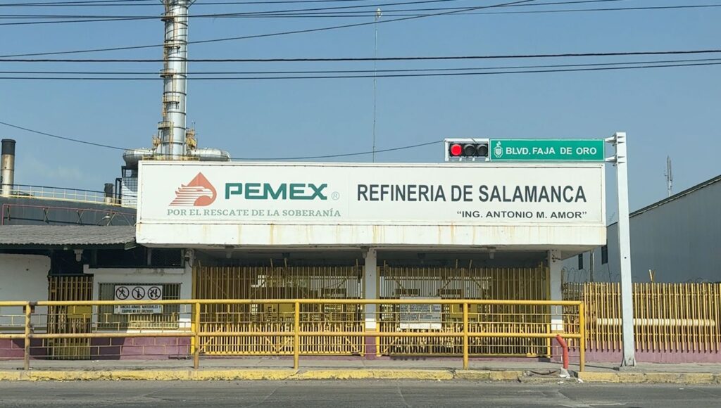 Incendio viral pasa desapercibido: vecinos no vieron el fuego en refinería de Salamanca