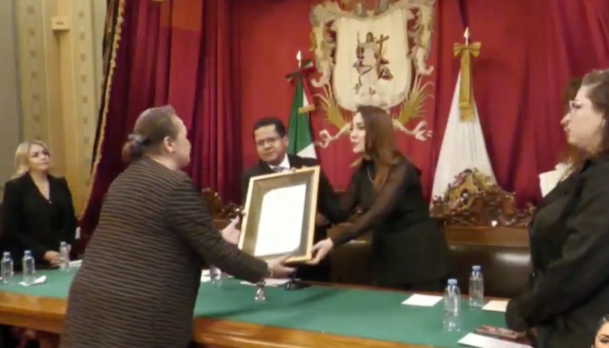 Homenaje a Toño Rocha Pedrajo, reconocen al emblemático periodista de León