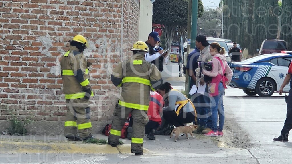 Una madre y su hijo sobreviven a aparatoso accidente en León