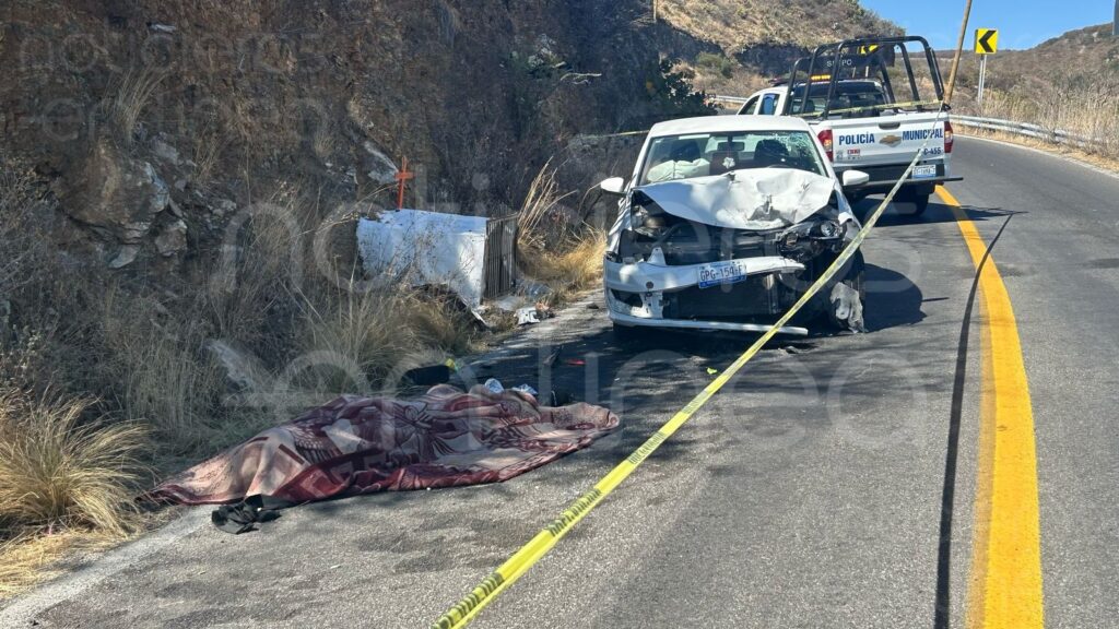 Muere otro motociclista en 'curva mortal' de la carretera León - San Felipe