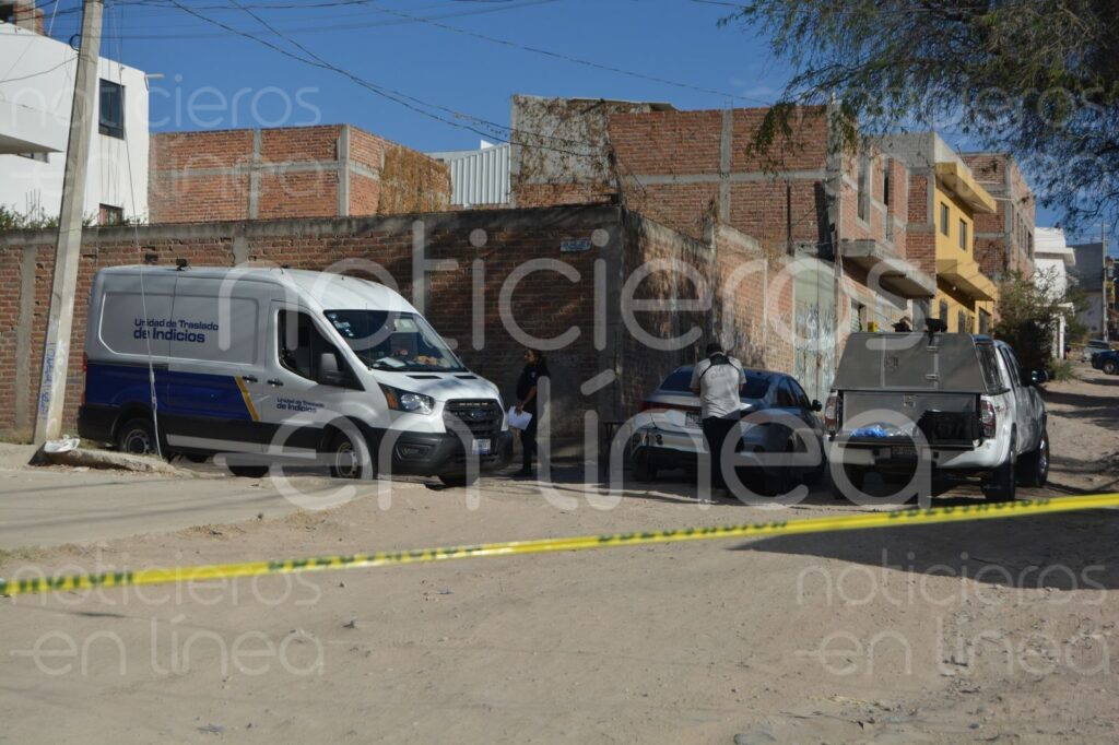 Lo encuentran tirado con sangre en la cabeza; llevaba una hora sin vida en plena vía pública