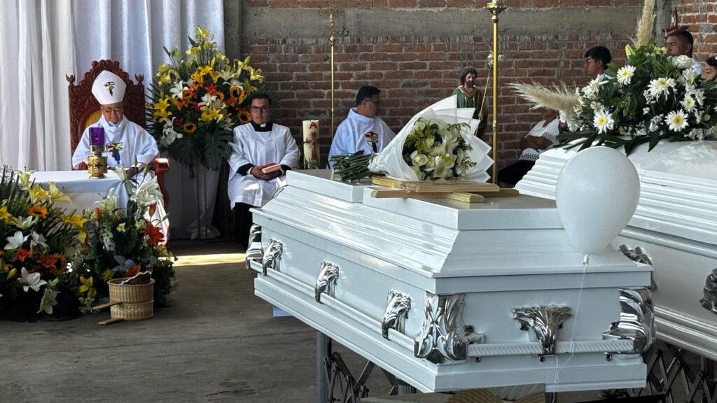 "Tenían todo un futuro por delante": Despiden a jóvenes asesinados en Salamanca