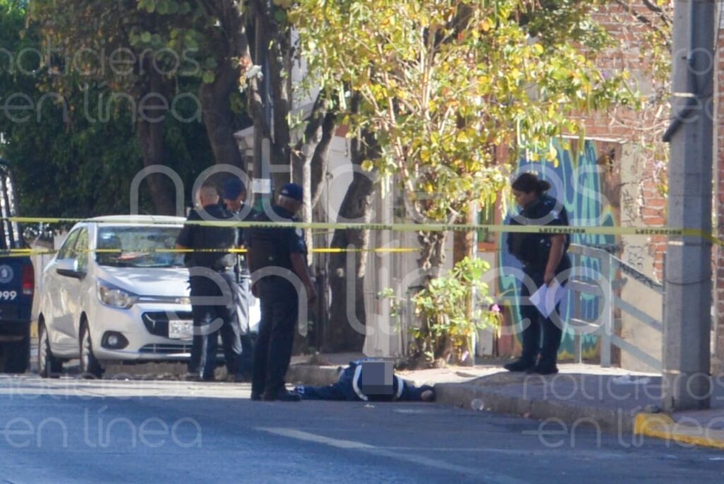 Escuchan balazos y hallan a dos hombres tirados cerca del Santuario de Guadalupe