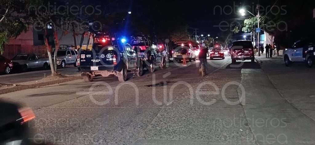 Reporte policial termina en tragedia; muere mujer en medio de riña campal en León