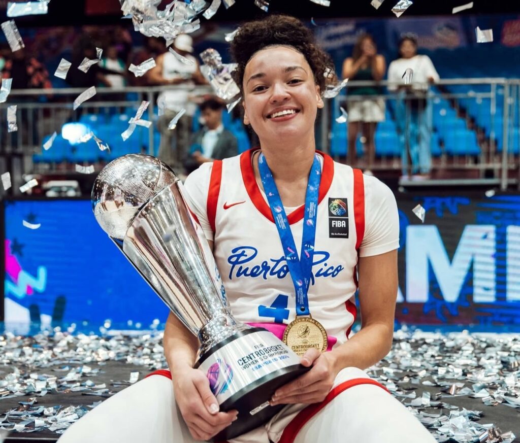 Geovana Ríos, campeona boricua llega a Abejas de León Femenil