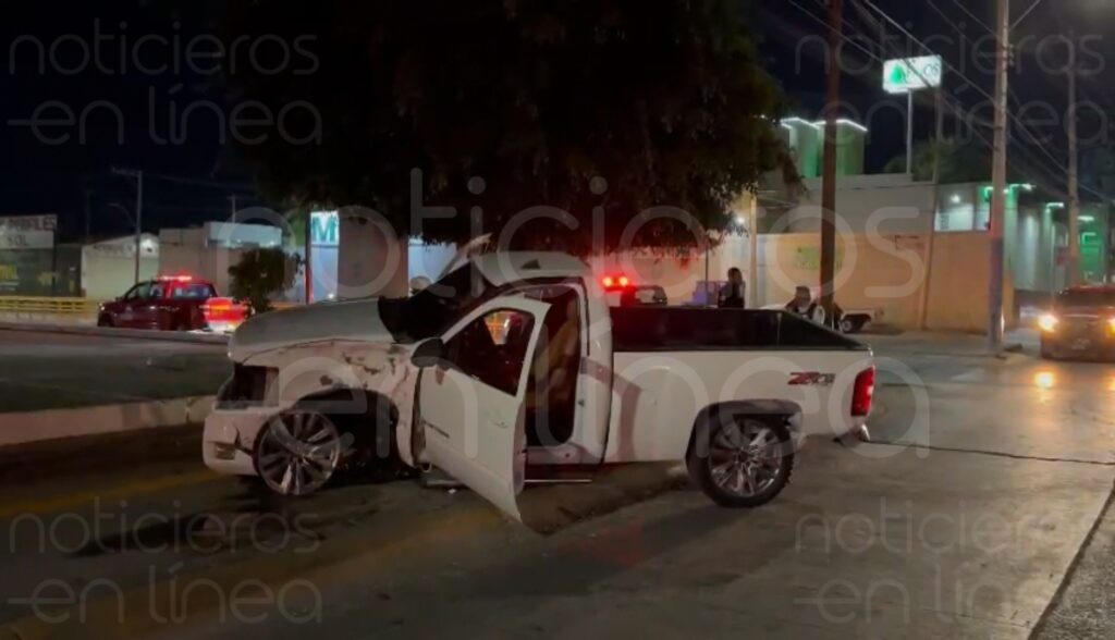 Bomberos que iban a atender un incendio y se accidentan en León