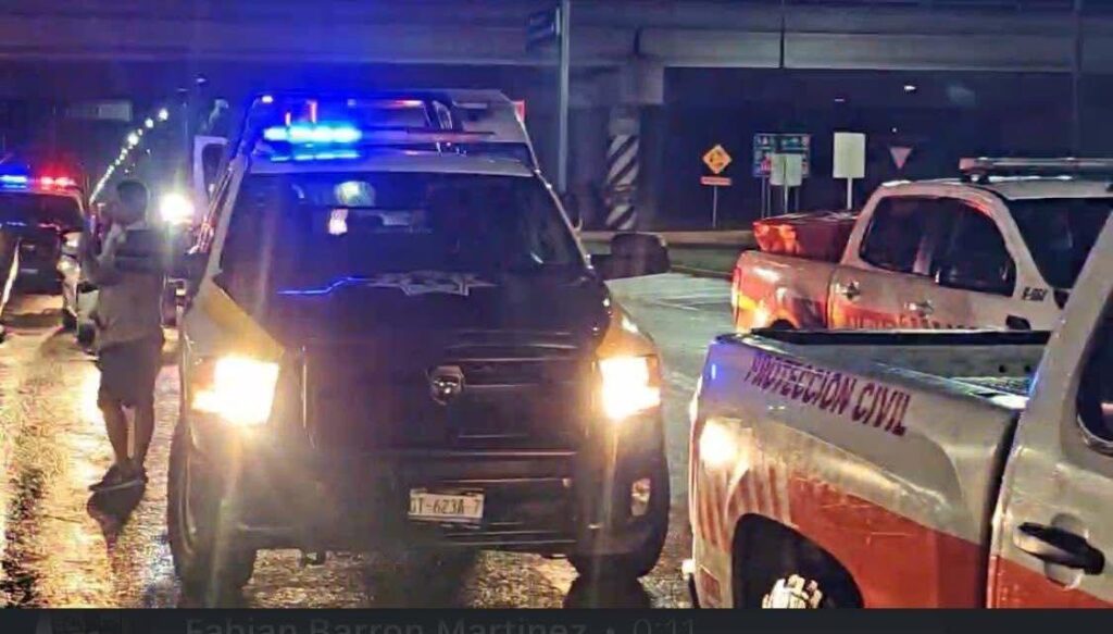Volcadura en gasolinera deja tres muertos en Salamanca; iban a exceso de velocidad