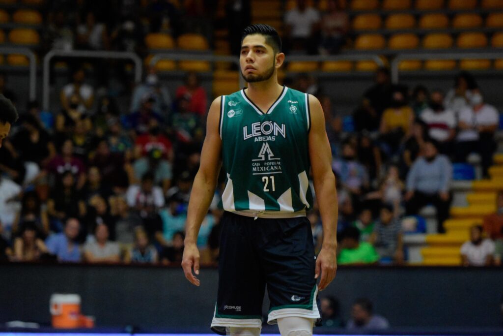 Daniel Soto, de 33 años, se desempeña como ala-pívot